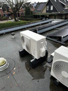 warmtepomp op dak plaatsen